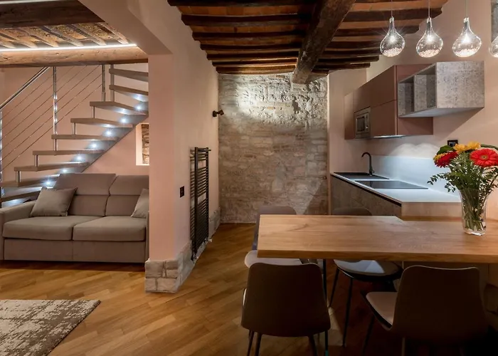 Apartamento Luxury 2 E Divano Letto Gubbio